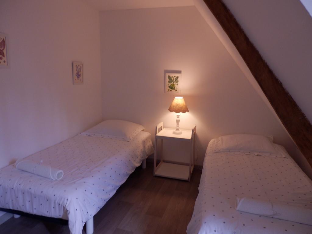 Au Presbytère de Dagmar Erbrée Camera foto